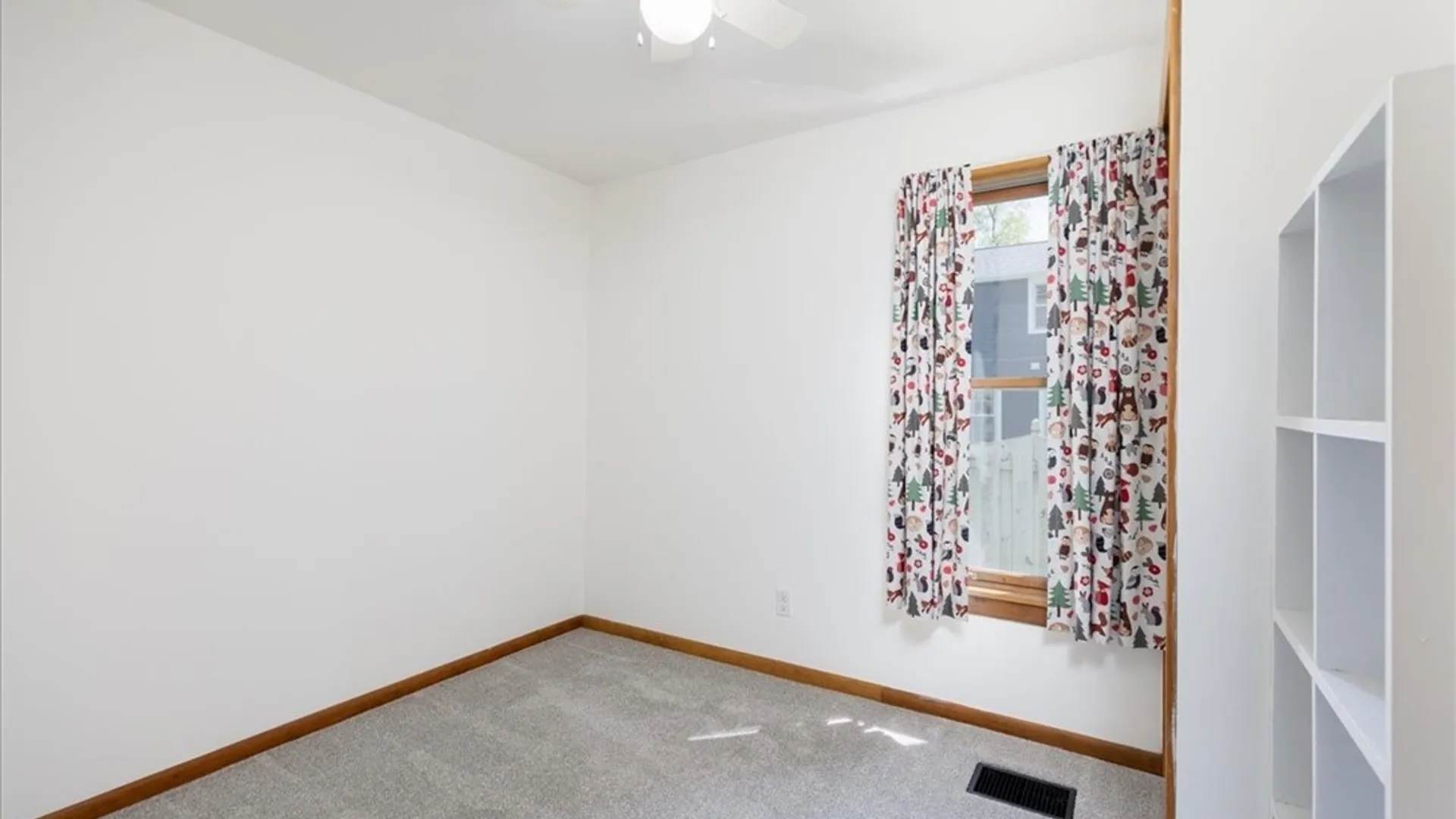 Property at 733 Oakwood Avenue, Aurora, NY 14052 16