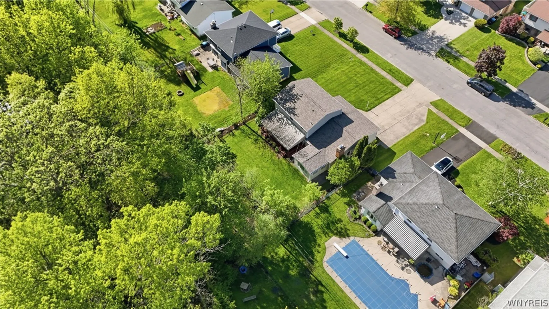 Property at 274 Fareway Lane, Grand Island, NY 14072 48