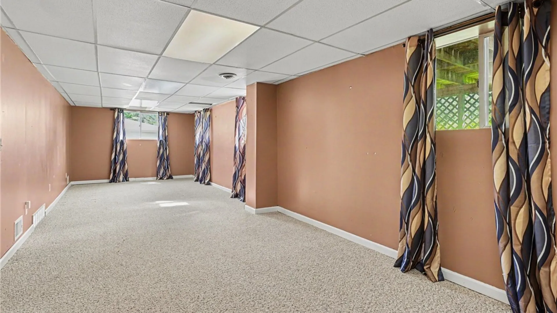 Property at 26 Blueberry Cres, Henrietta, NY 14623 20