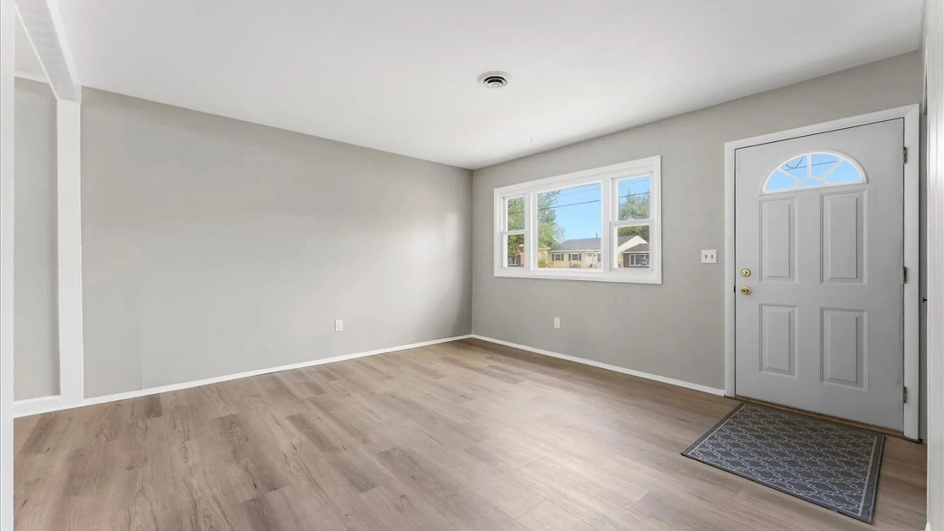 Property at 7841 John Huss Ave, Cicero, NY 13030 12