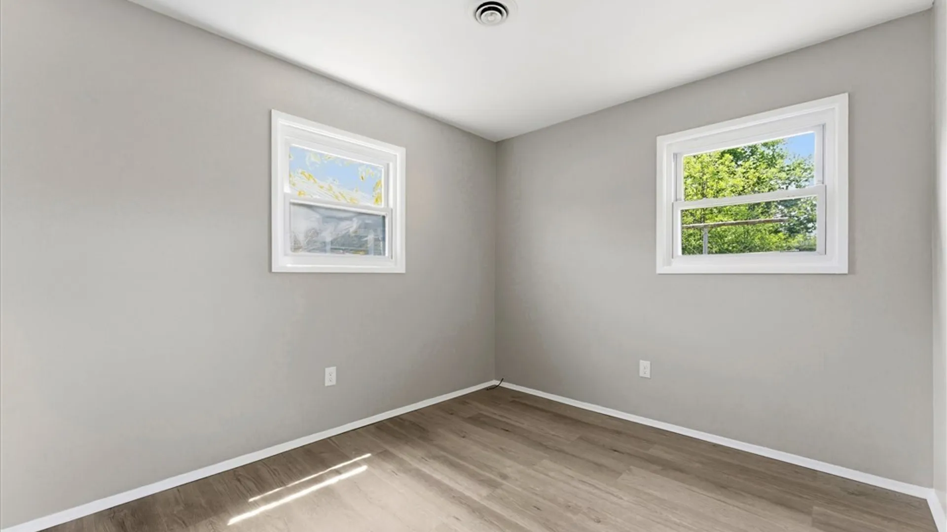 Property at 7841 John Huss Ave, Cicero, NY 13030 22