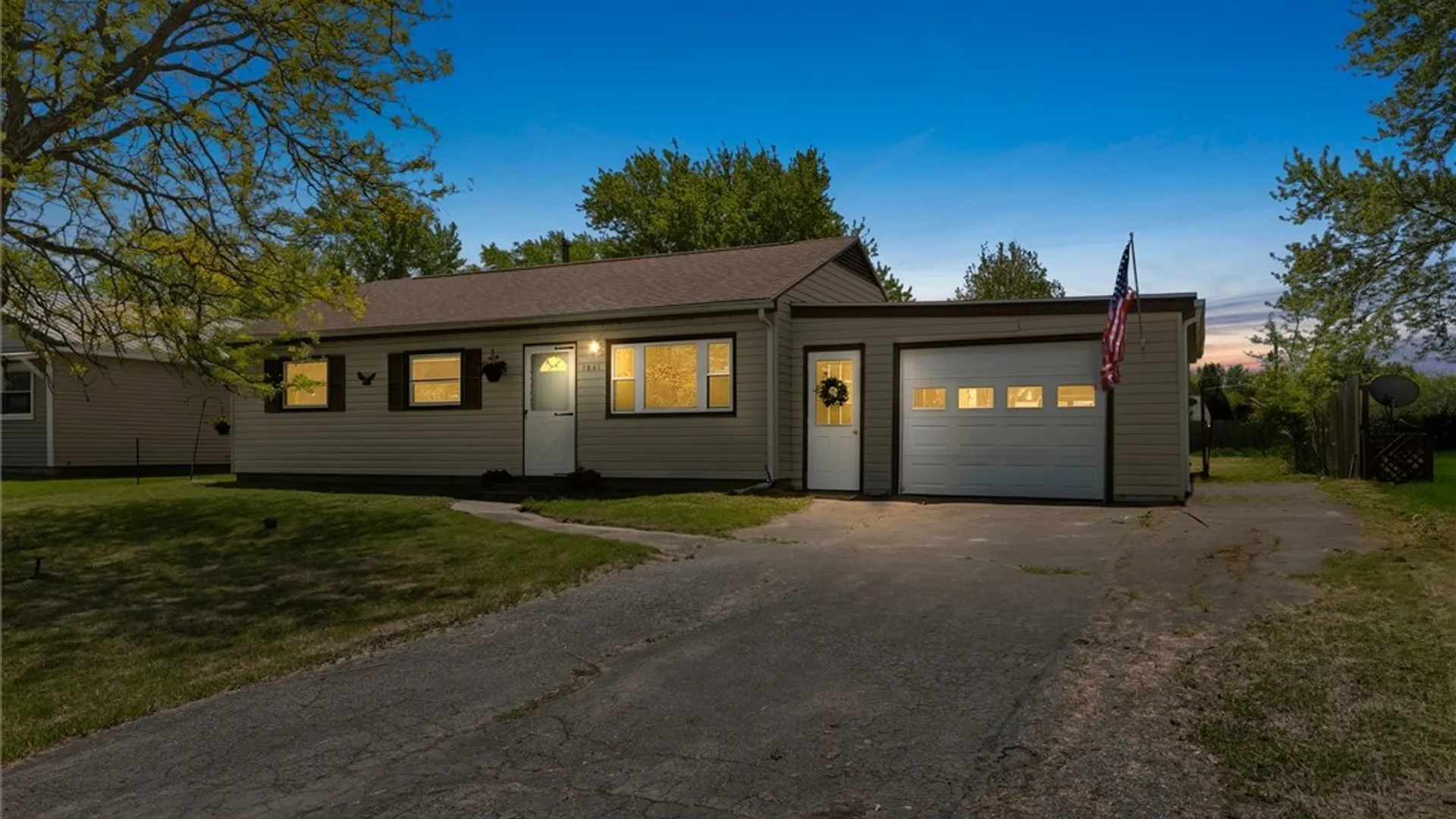 Property at 7841 John Huss Ave, Cicero, NY 13030 4
