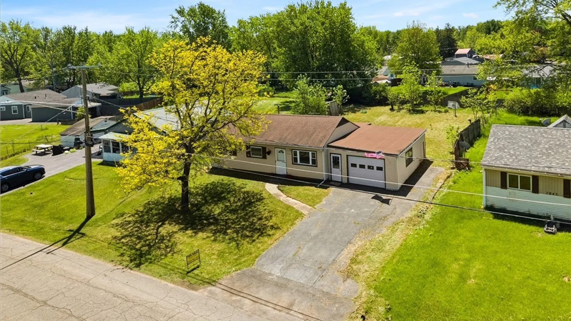 Property at 7841 John Huss Ave, Cicero, NY 13030 6