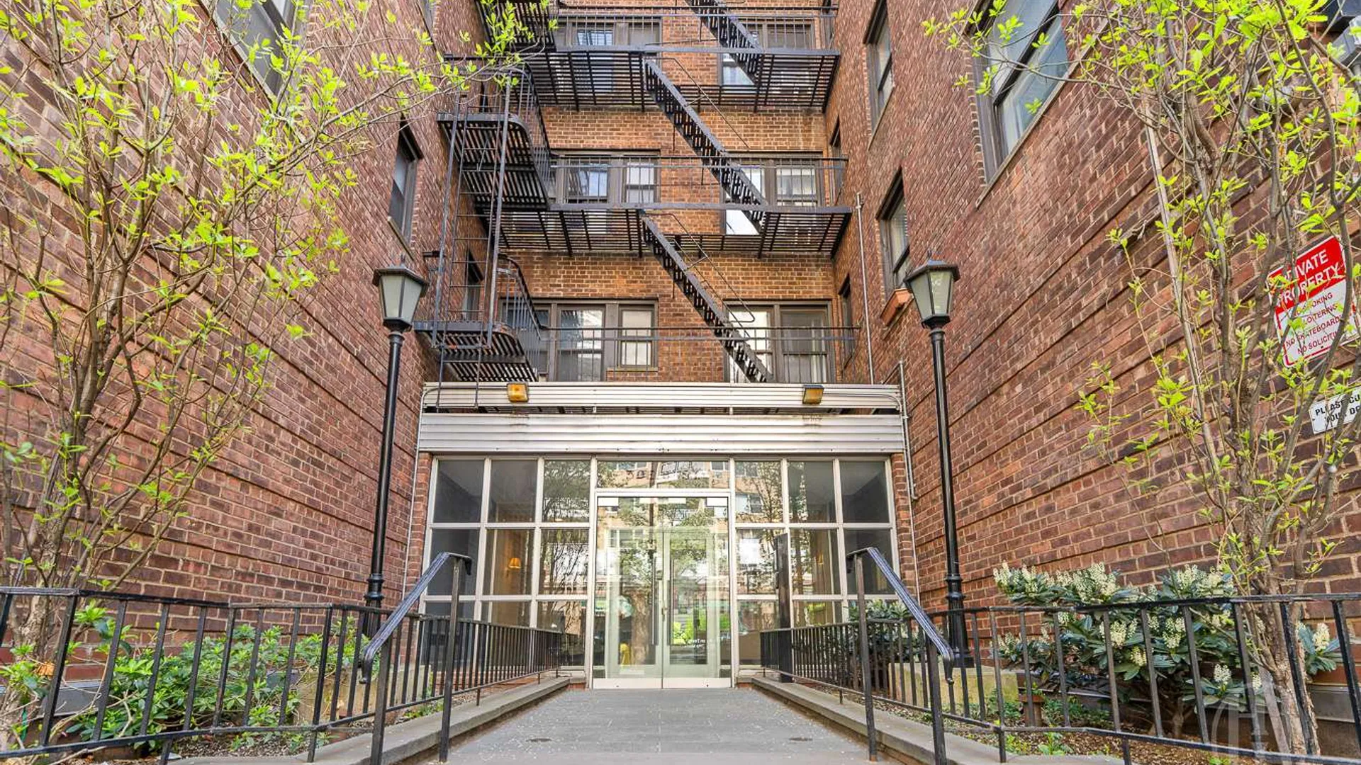 Property at 54 East 8th Street, New York, NY 10003 18