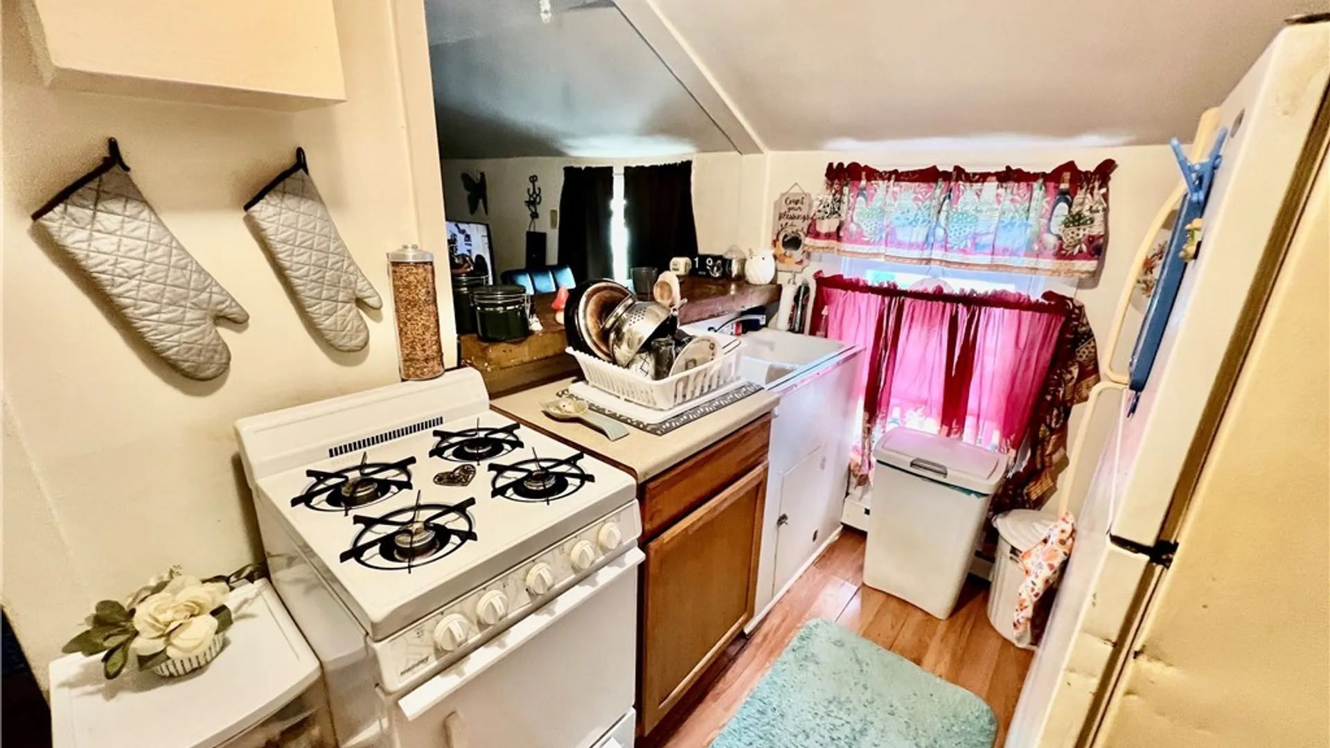 Property at 364 W 3rd Street, Fulton, NY 13069 3