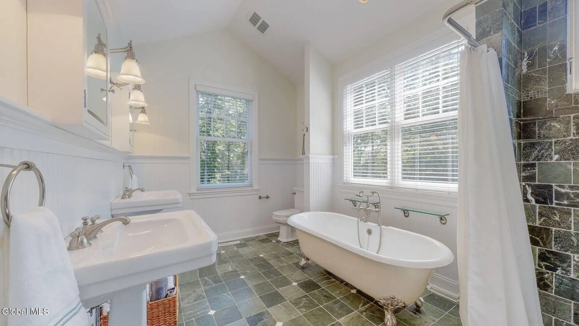 Property at 9 Stable Lane, Saratoga Springs, NY 12866 38