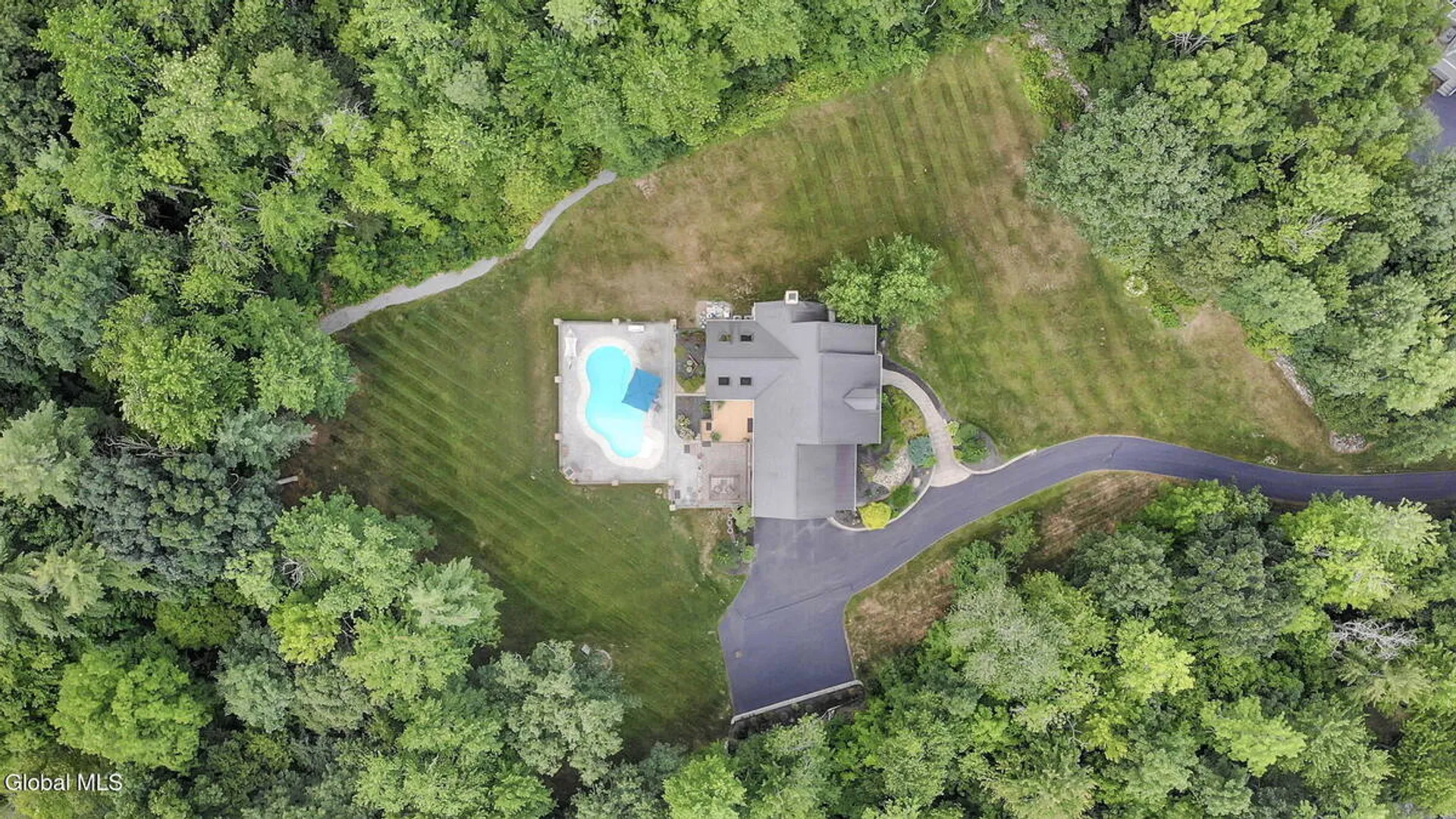 Property at 9 Stable Lane, Saratoga Springs, NY 12866 51