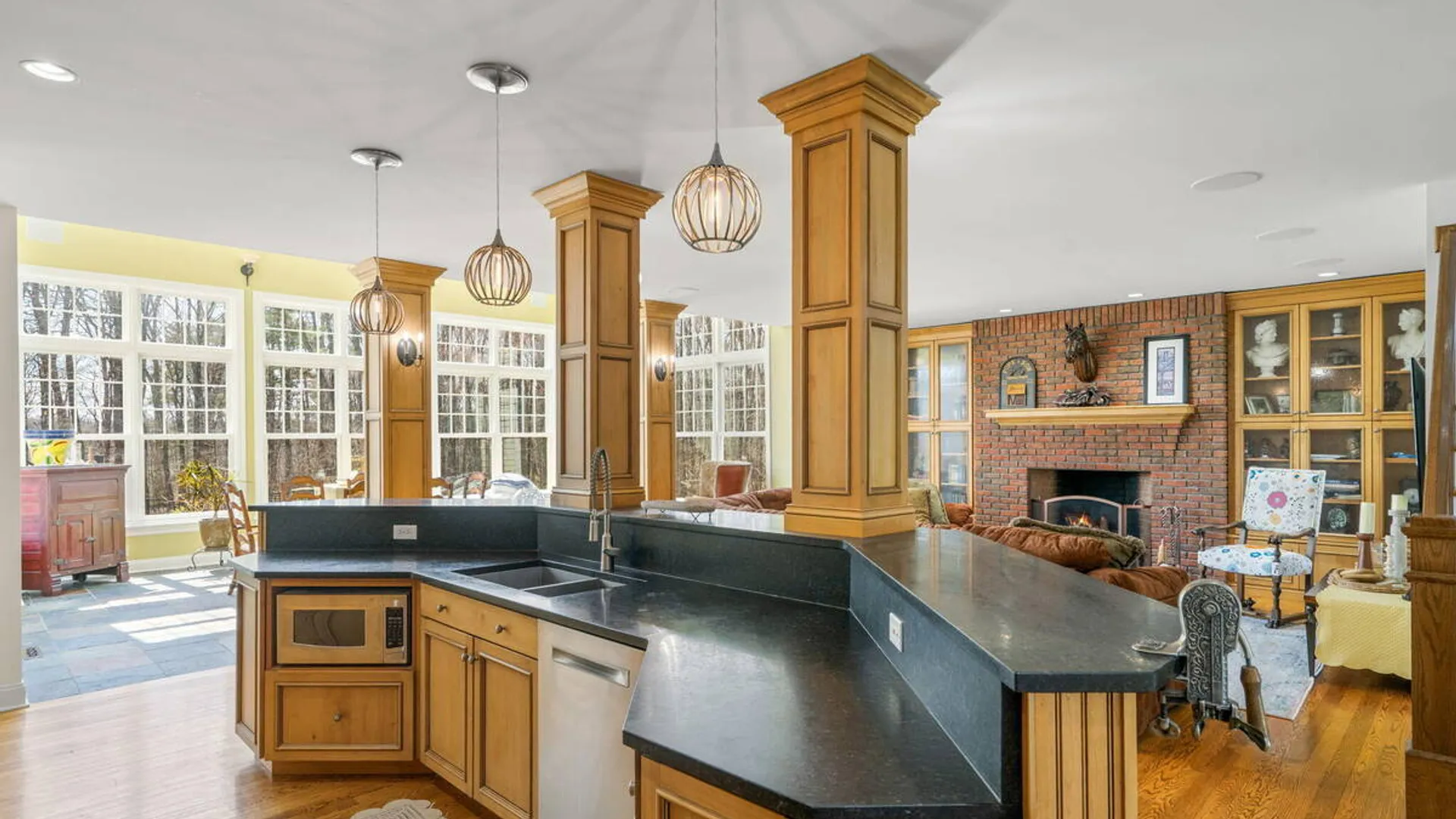 Property at 9 Stable Lane, Saratoga Springs, NY 12866 6