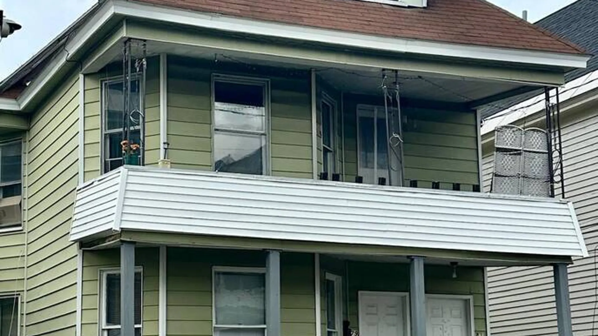 Property at 79 Robinson Street, Schenectady, NY 12304 4