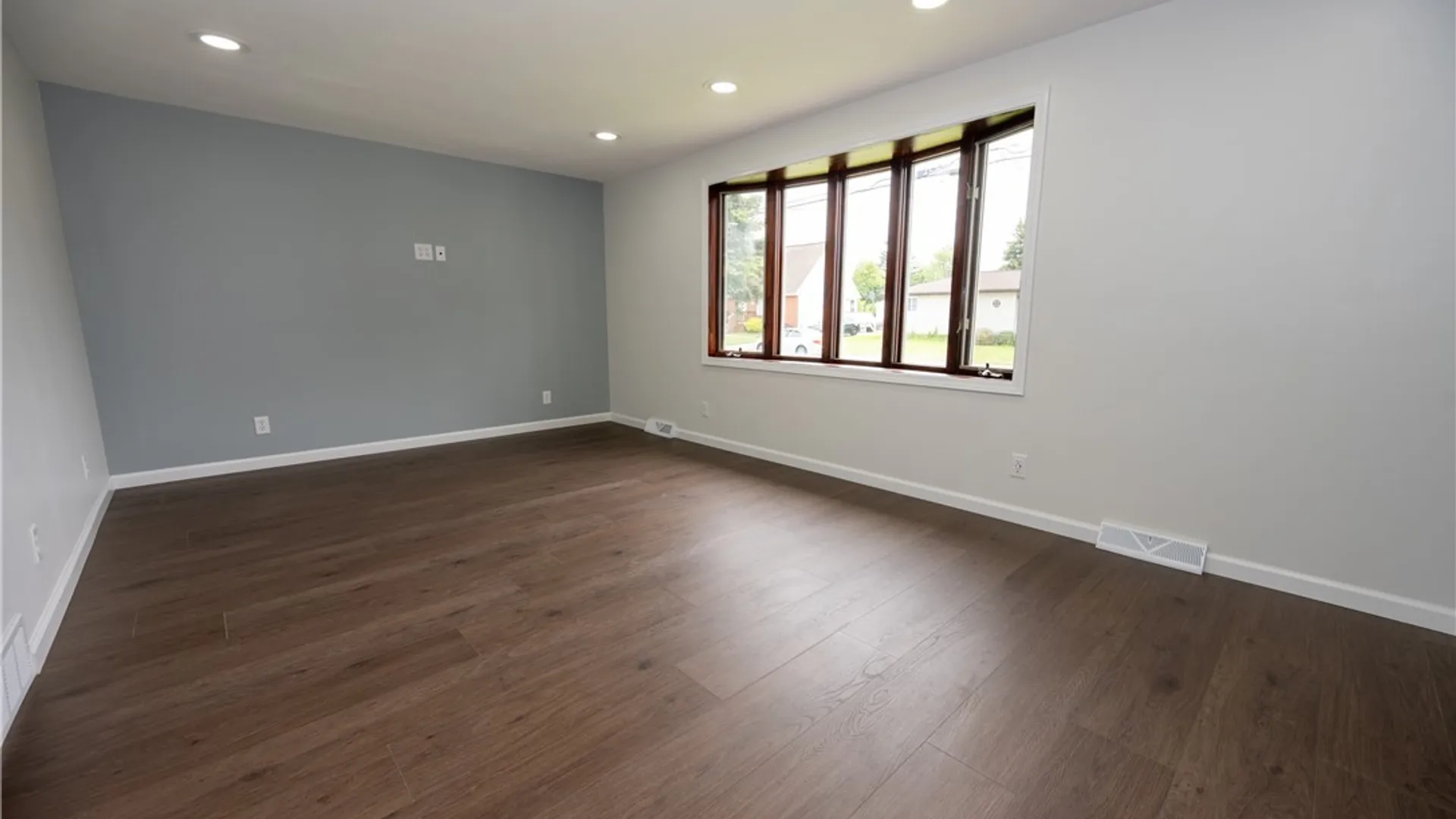 Property at 122 Smith Drive, Lackawanna, NY 14218 14