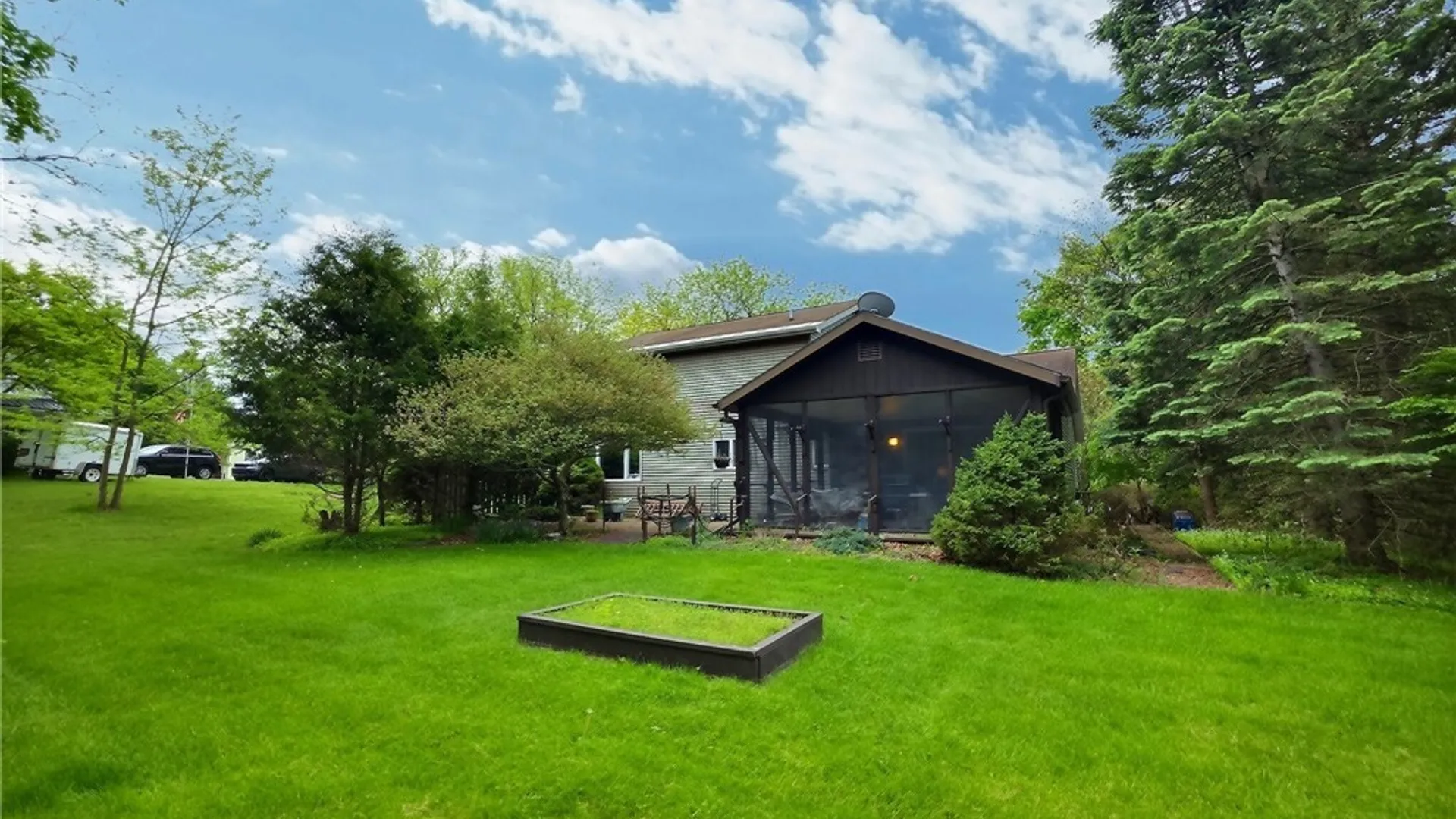 Property at 7 Hillview Drive, Springport, NY 13160 2