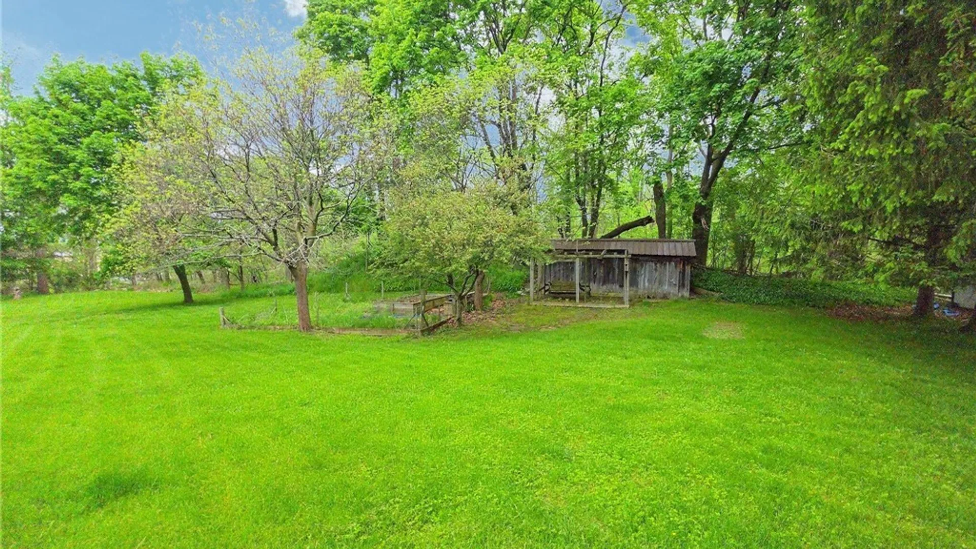 Property at 7 Hillview Drive, Springport, NY 13160 3