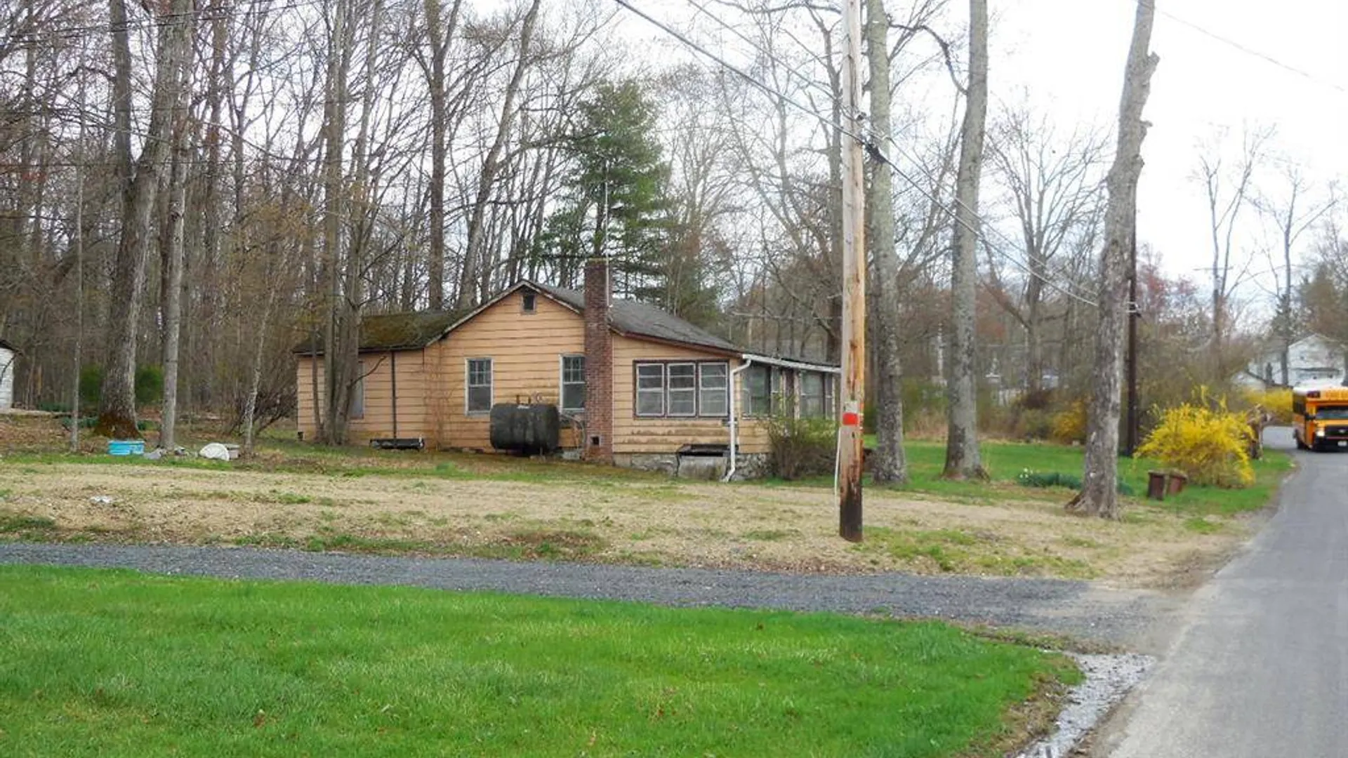 Property at 213 Lake Shore Dr, Pine Bush, NY 12566 24