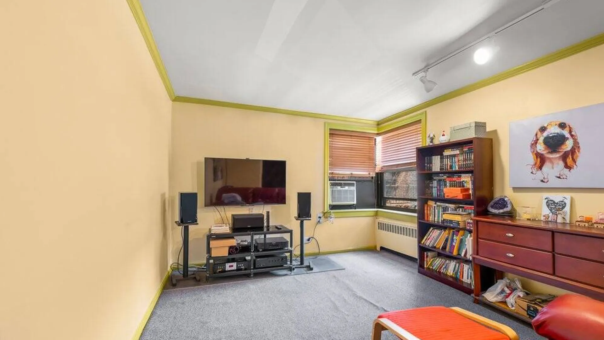 Property at 90-09 Northern Blvd, Jackson Heights, NY 11372 2