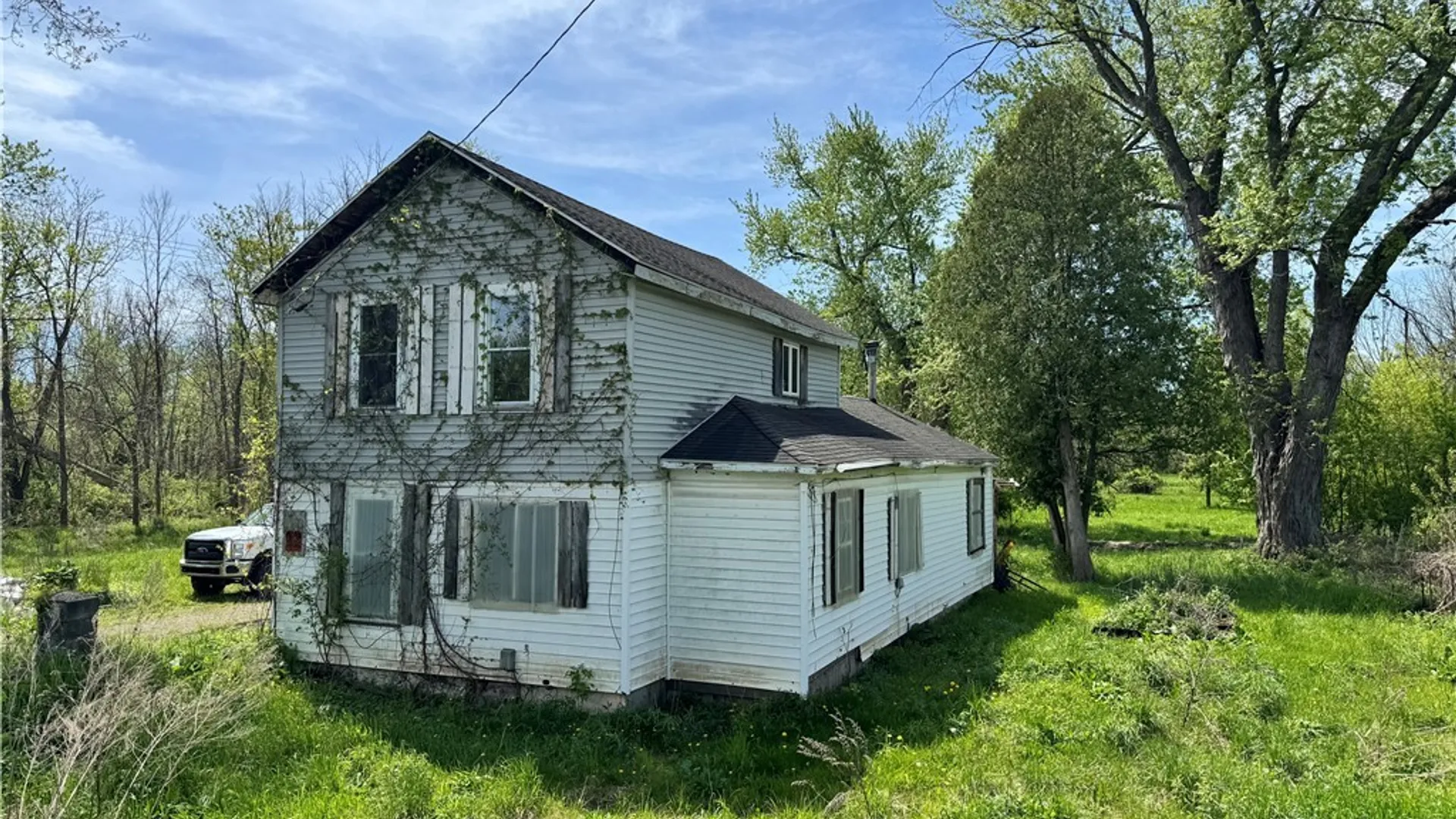 Property at 3764 E Prospect Avenue, Vernon, NY 10550 2