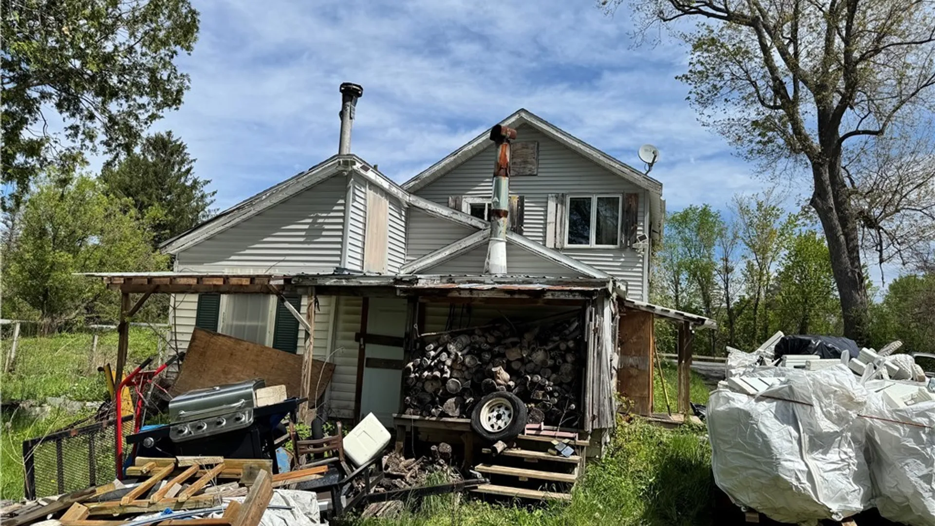 Property at 3764 E Prospect Avenue, Vernon, NY 10550 3