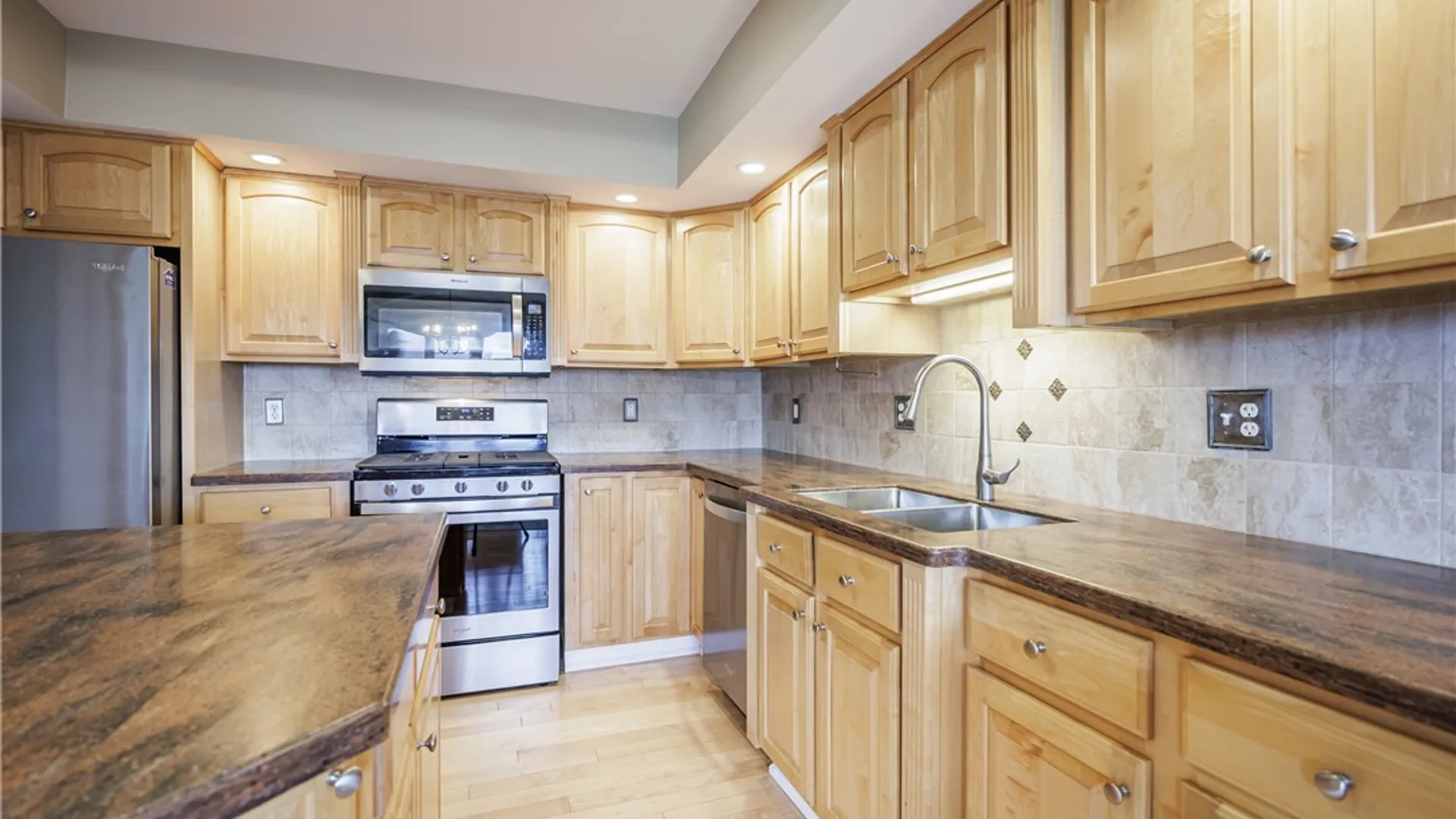 Property at 10 Mountain Ash Trail, Webster, NY 14580 8