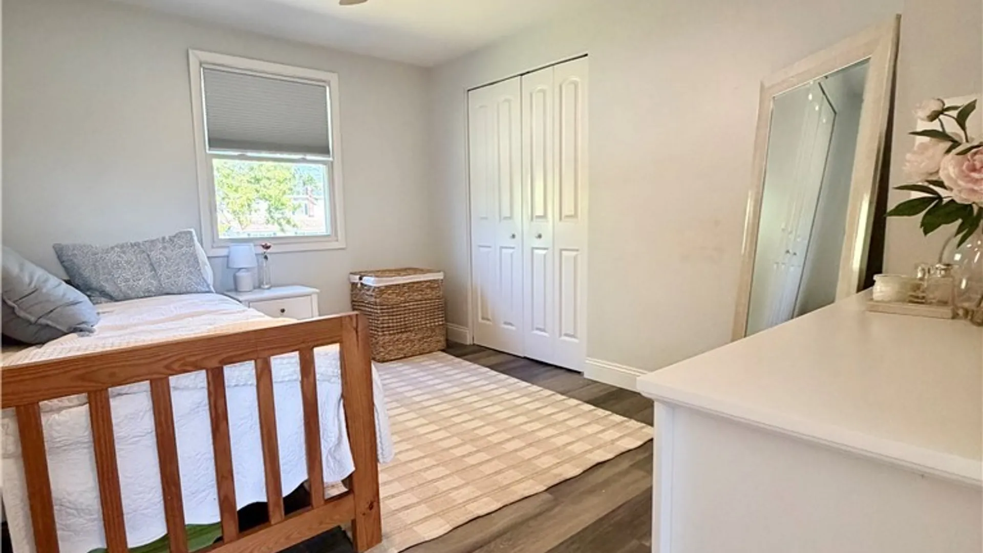 Property at 86 Cranburne Lane, Amherst, NY 14221 33