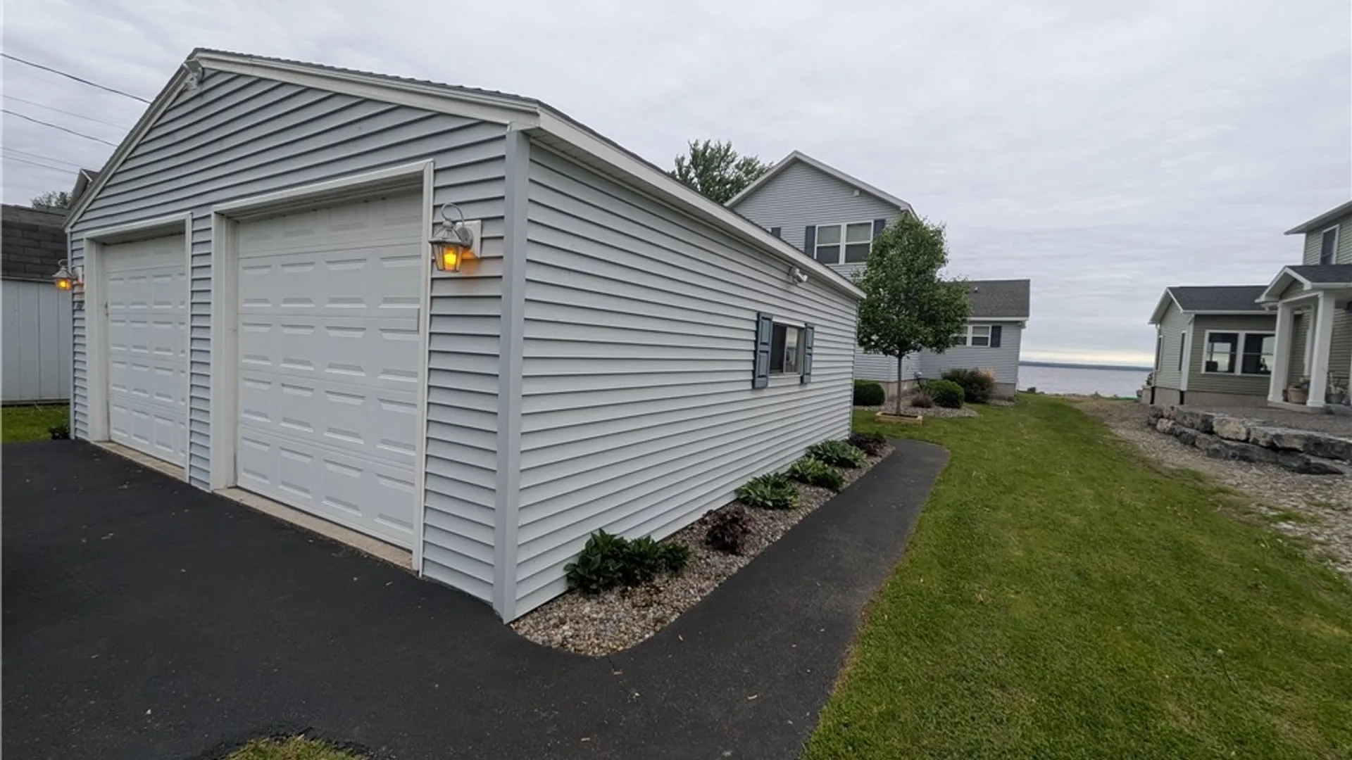 Property at 7487 W Murray Dr. Drive, Cicero, NY 13039 17