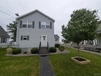 Property at 7487 W Murray Dr. Drive, Cicero, NY 13039