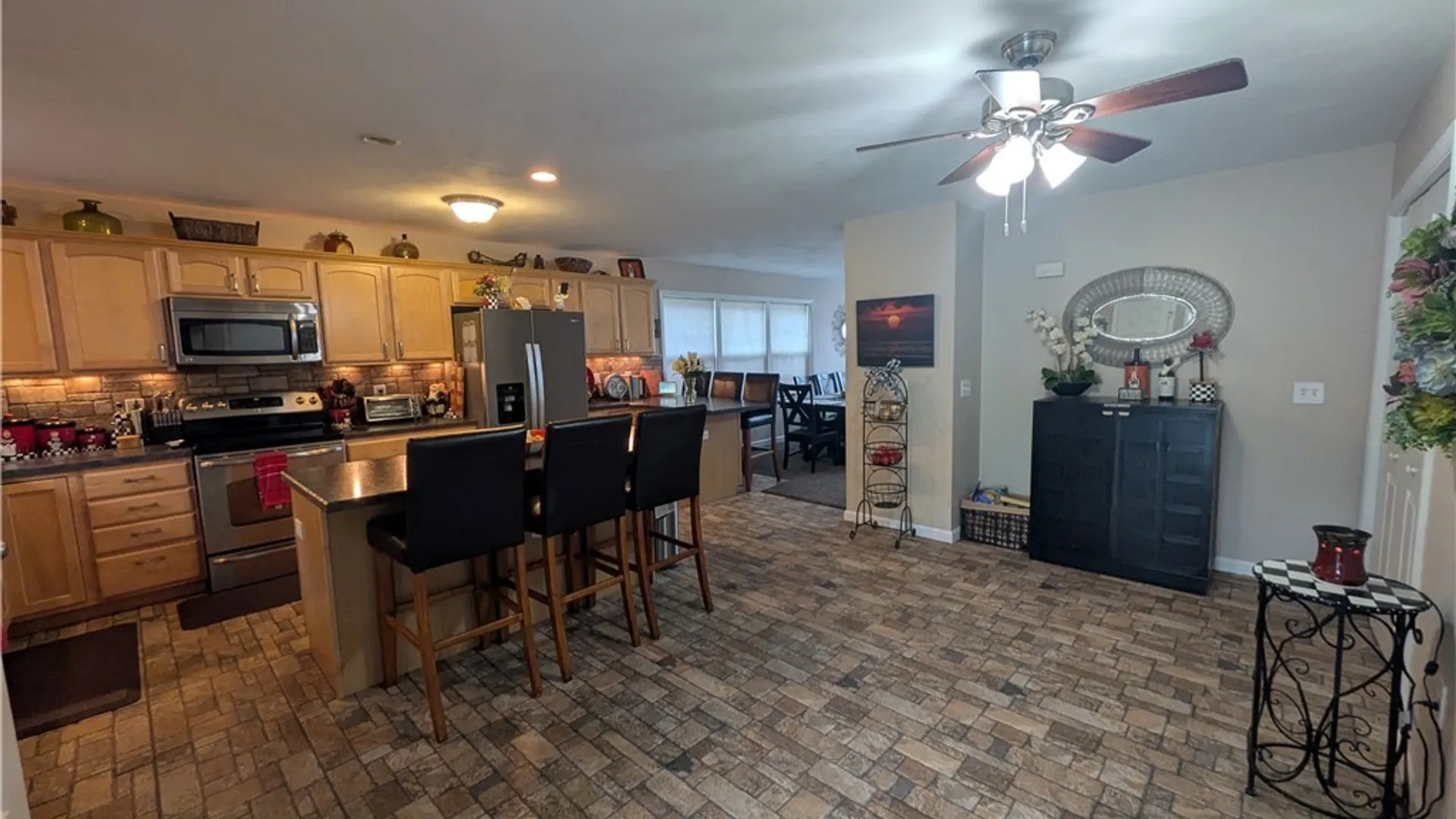 Property at 7487 W Murray Dr. Drive, Cicero, NY 13039 20