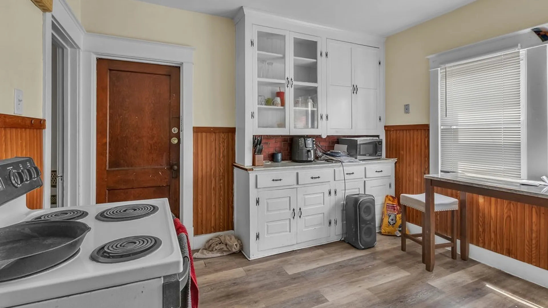 Property at 15 Sunset Street, Buffalo, NY 14207 4