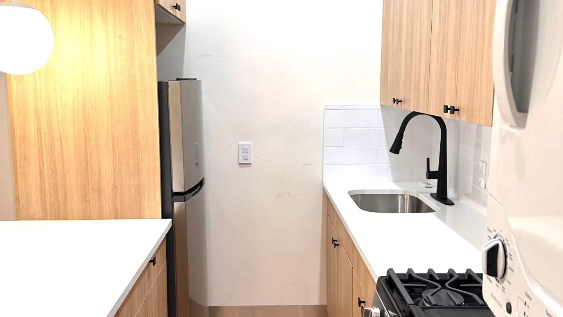 Property at 393 Atlantic Avenue, Brooklyn, NY 11217 3