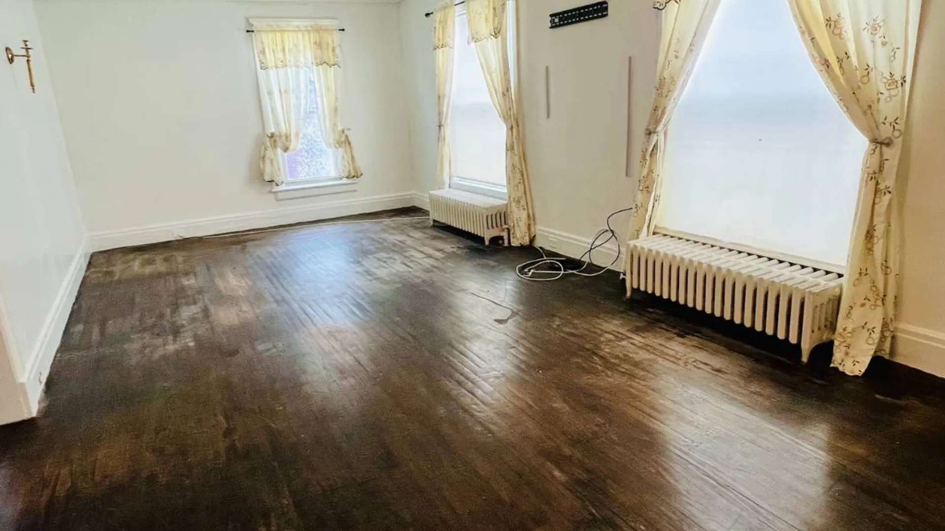 Property at 163 Market Street, Amsterdam, NY 12010 10