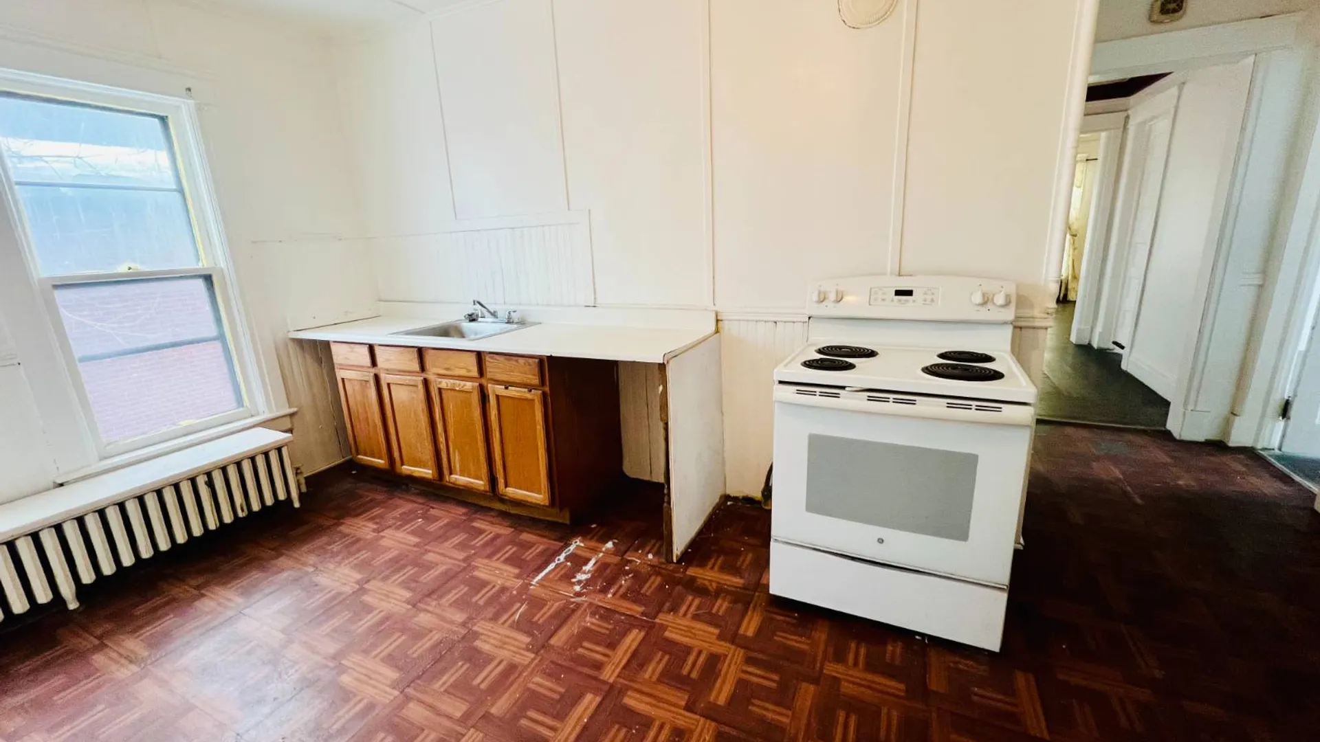 Property at 163 Market Street, Amsterdam, NY 12010 4