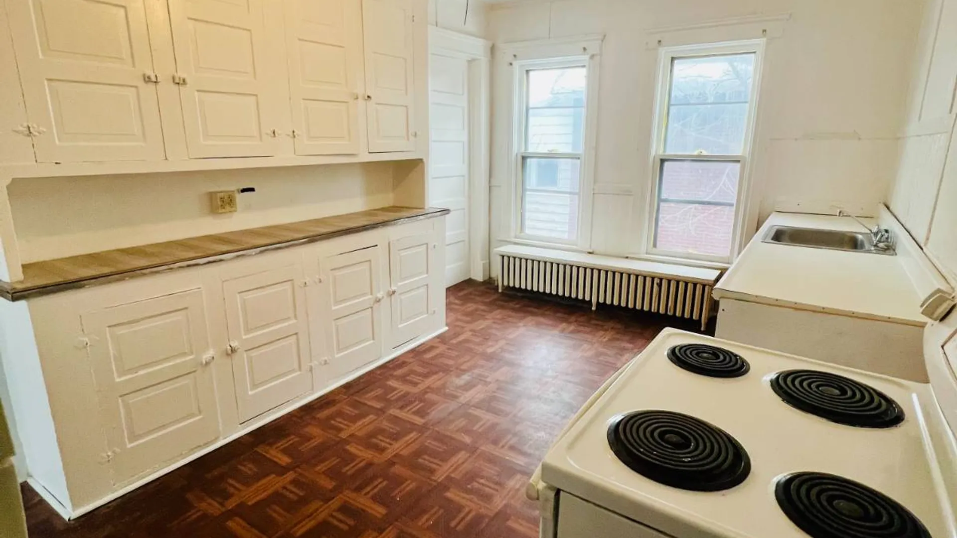 Property at 163 Market Street, Amsterdam, NY 12010 5