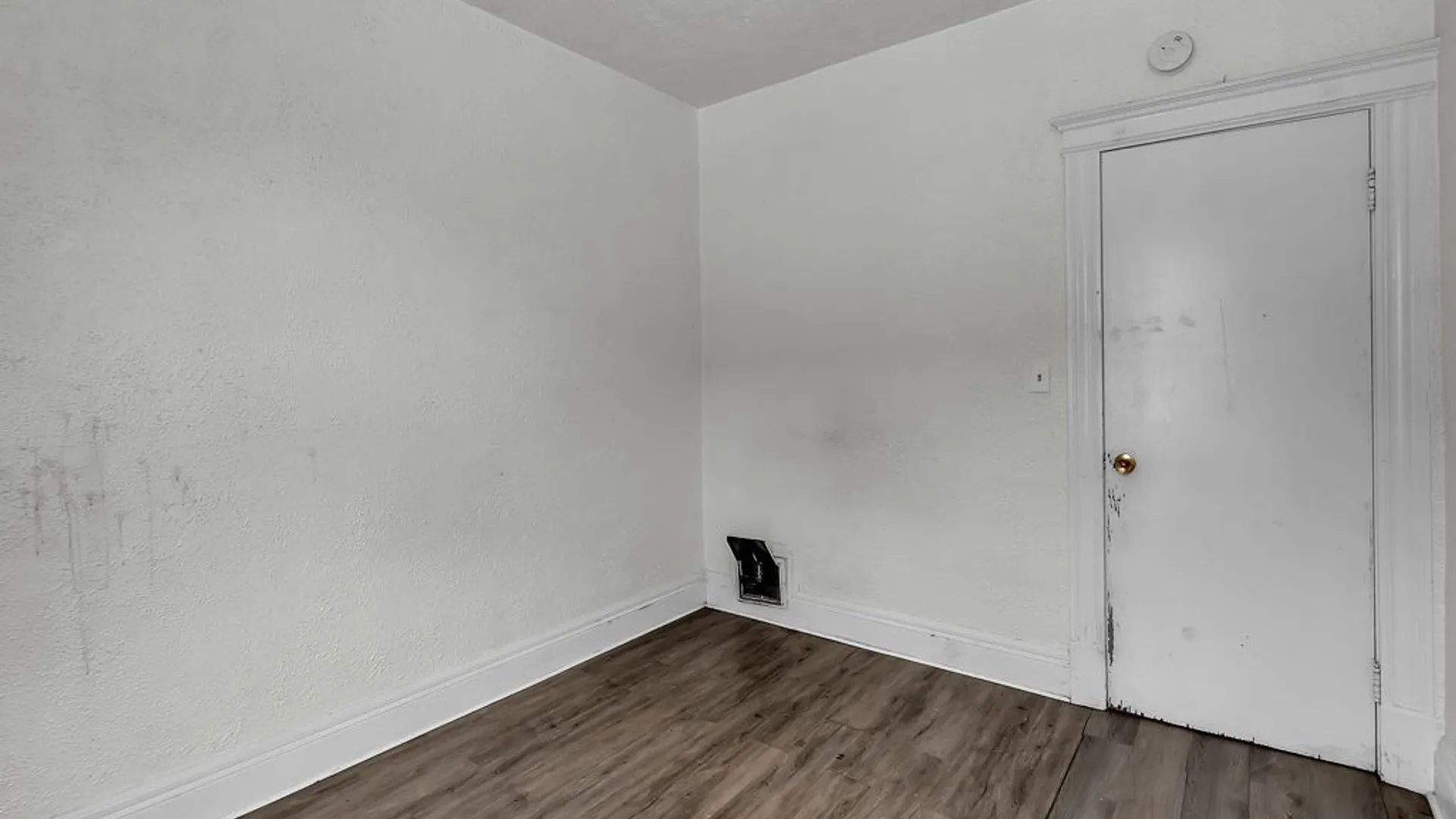 Property at 662 Hertel Avenue, Buffalo, NY 14207 16