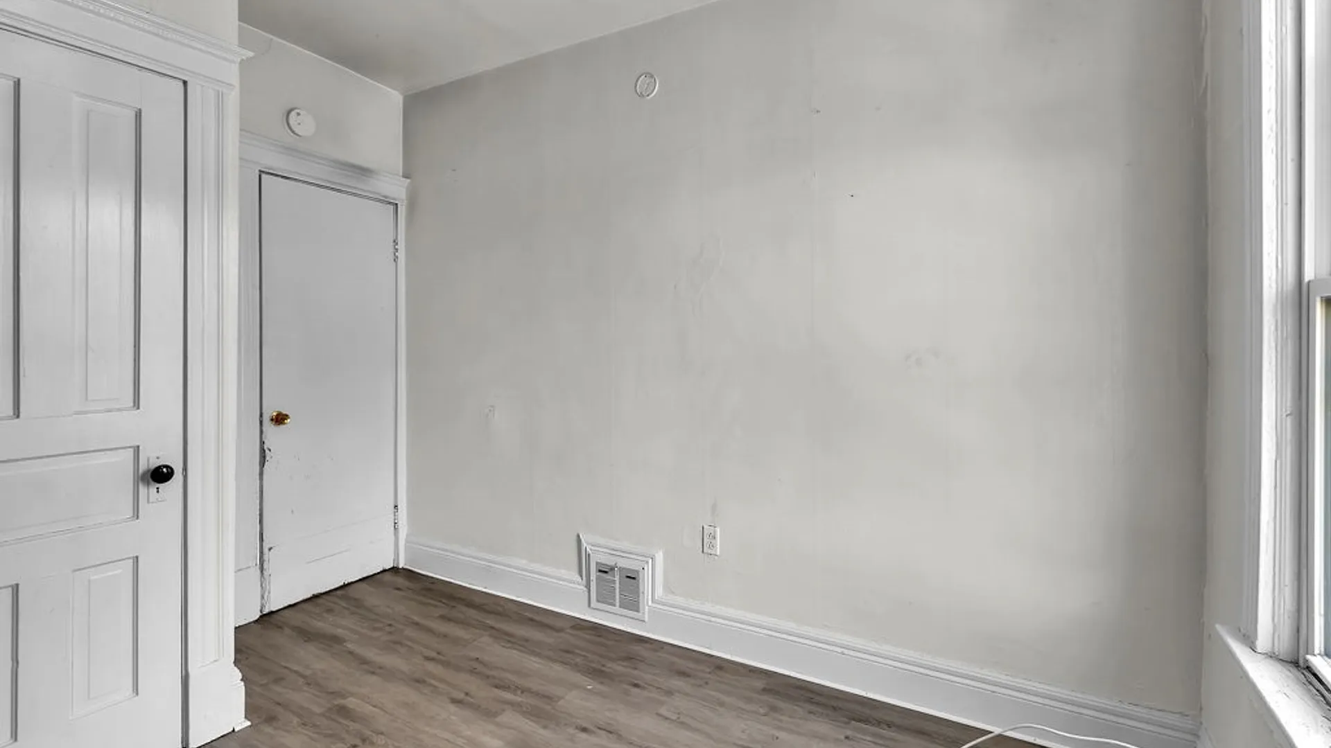 Property at 662 Hertel Avenue, Buffalo, NY 14207 22