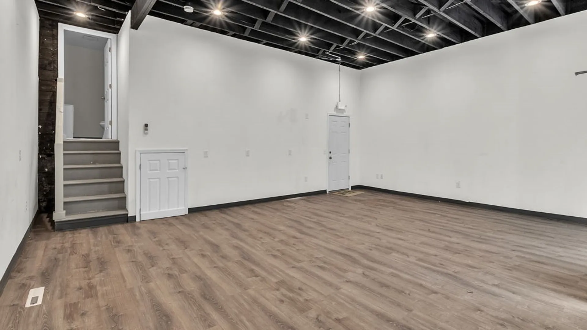 Property at 662 Hertel Avenue, Buffalo, NY 14207 4