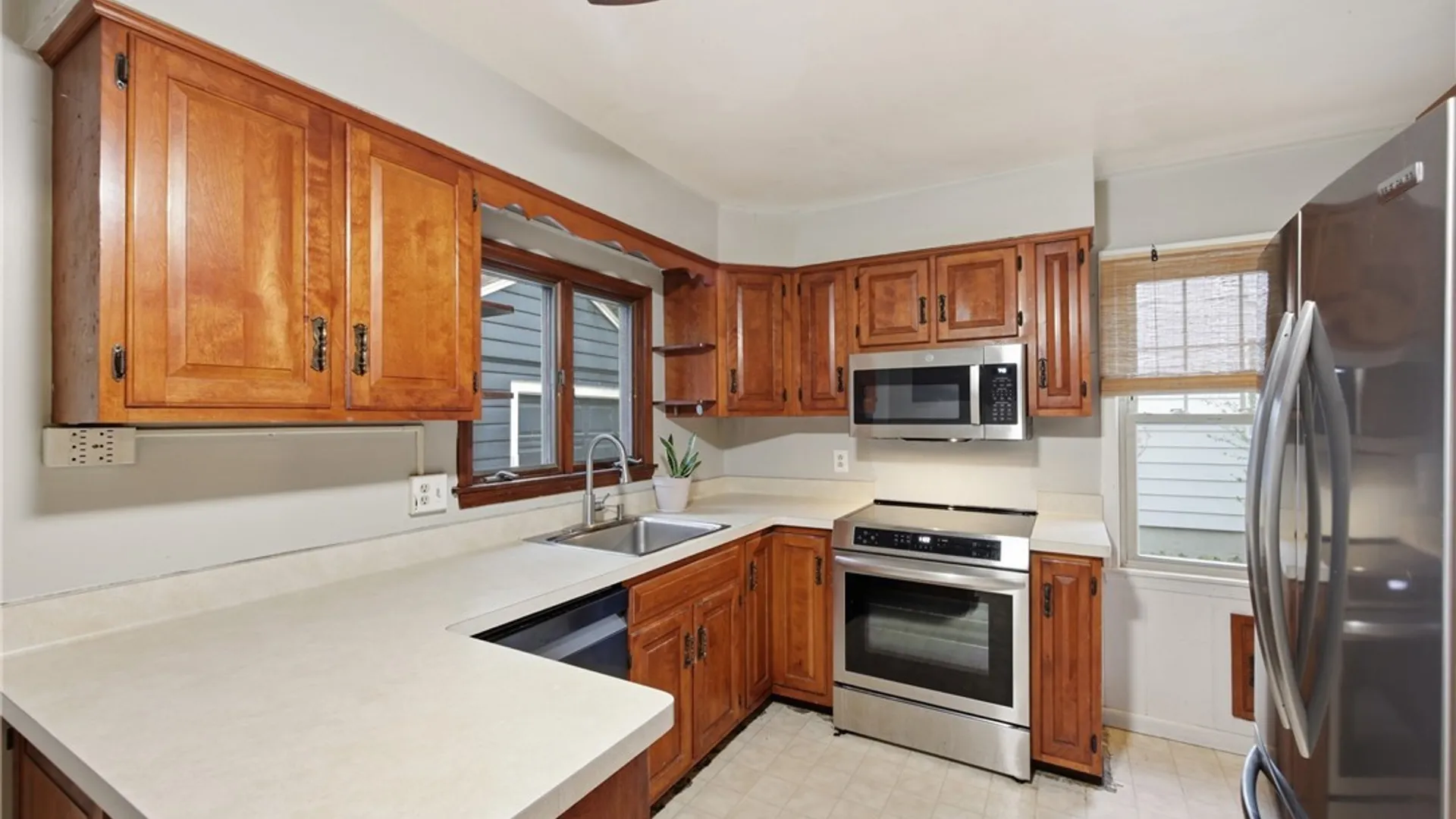 Property at 63 Garland Drive, Amherst, NY 14226 12