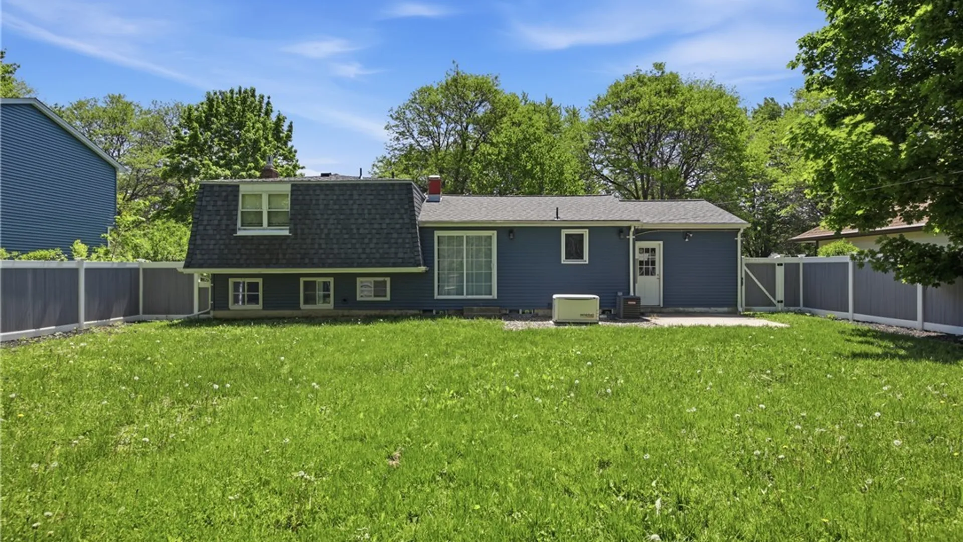 Property at 129 Lyrae Drive, Amherst, NY 14068 39