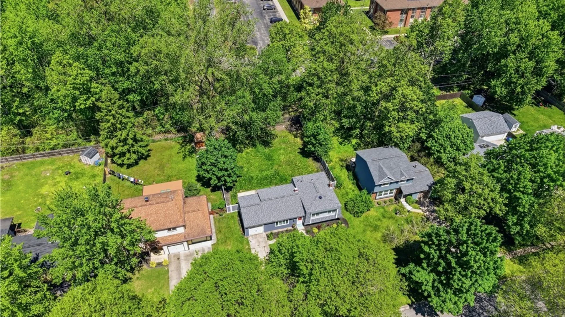 Property at 129 Lyrae Drive, Amherst, NY 14068 44