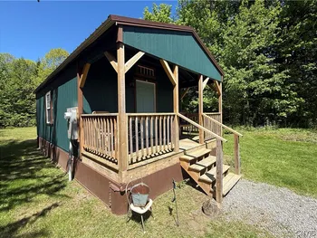 10 Buchanan Place, Sandy Creek, NY 13145