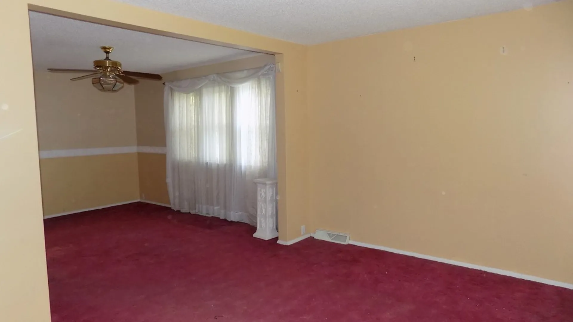 Property at 161 Brighton Road, Tonawanda, NY 14150 4