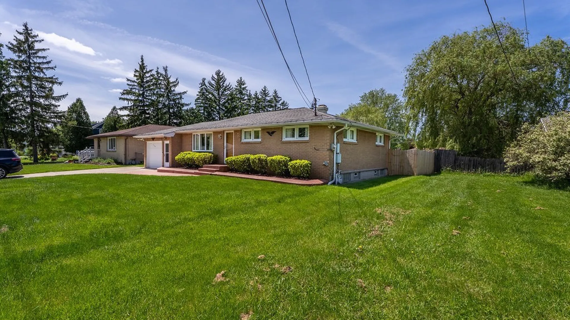Property at 638 Borden Road, Cheektowaga, NY 14227 2