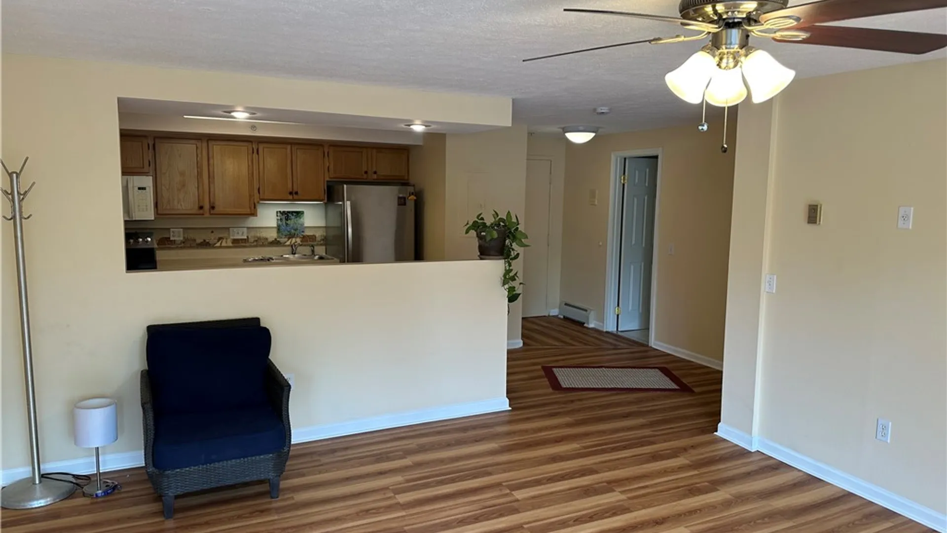 Property at 610 Westage At The Hbr, Irondequoit, NY 14617 12
