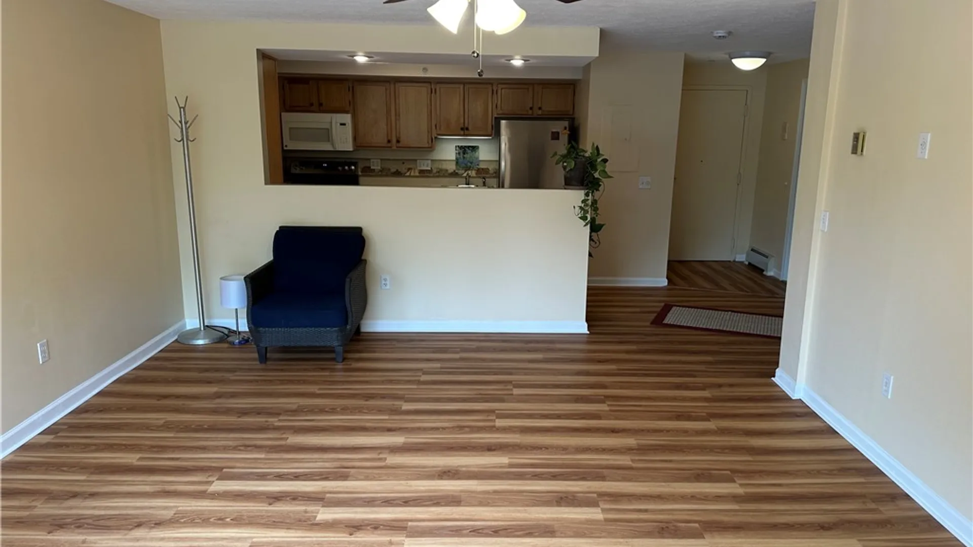 Property at 610 Westage At The Hbr, Irondequoit, NY 14617 13