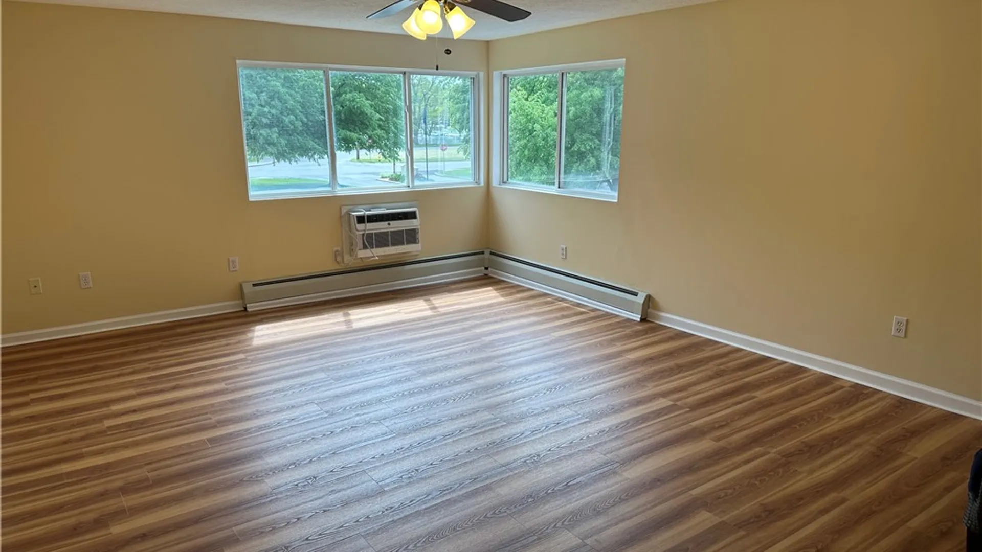 Property at 610 Westage At The Hbr, Irondequoit, NY 14617 16