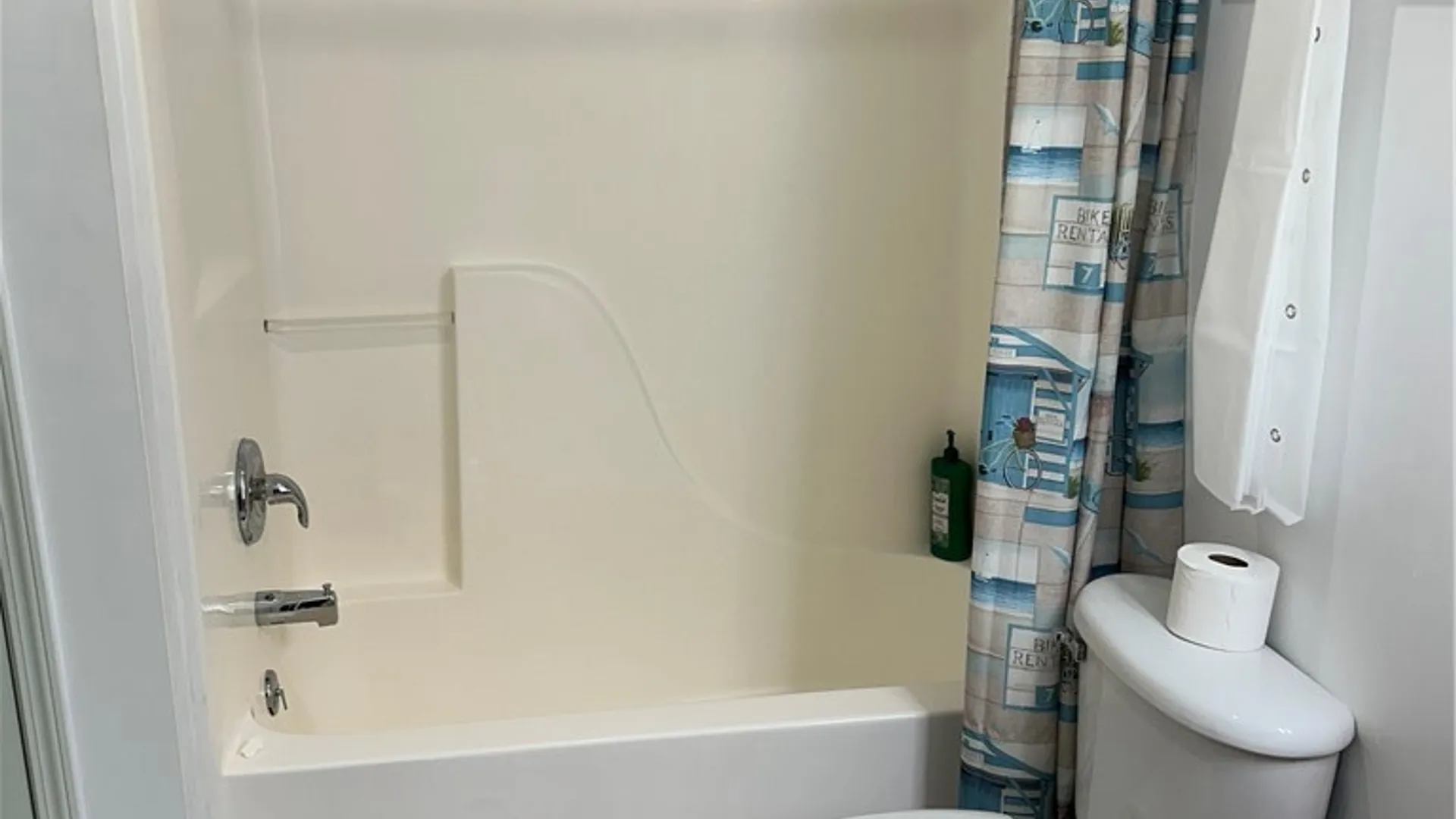 Property at 610 Westage At The Hbr, Irondequoit, NY 14617 18