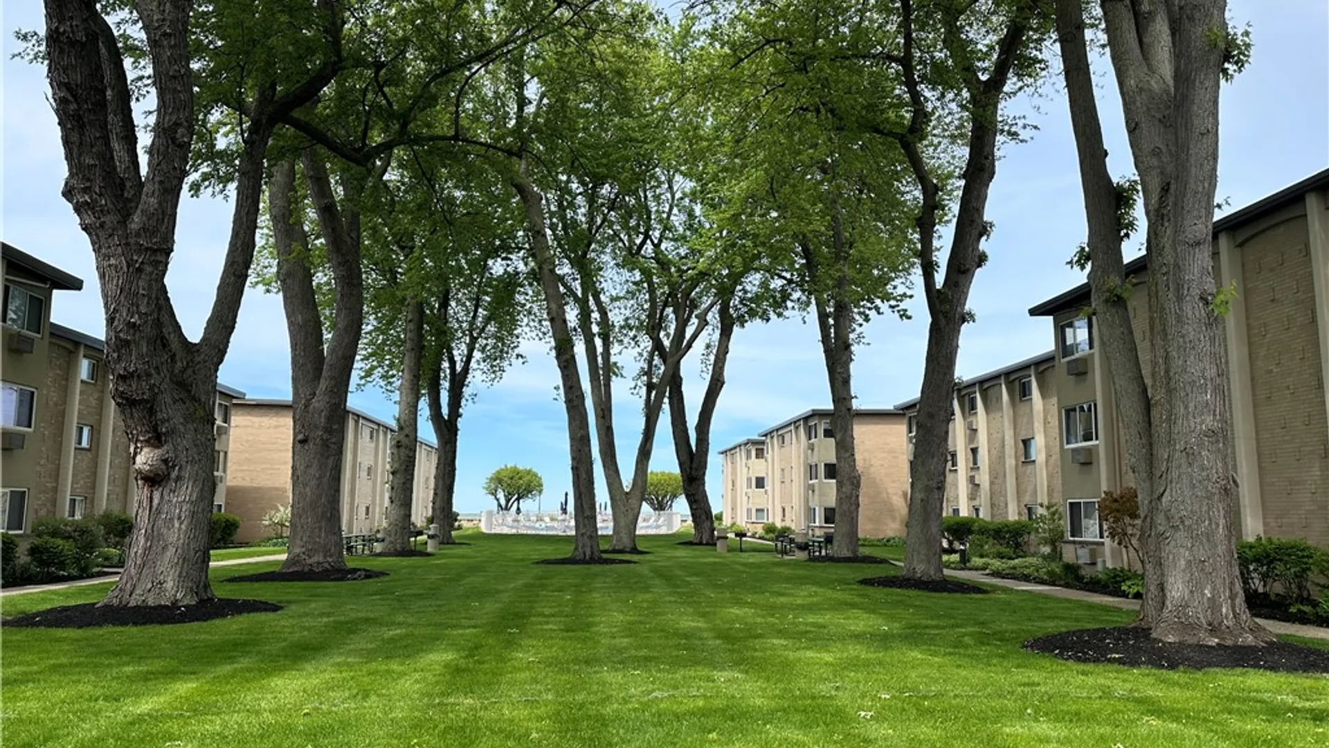 Property at 610 Westage At The Hbr, Irondequoit, NY 14617 27