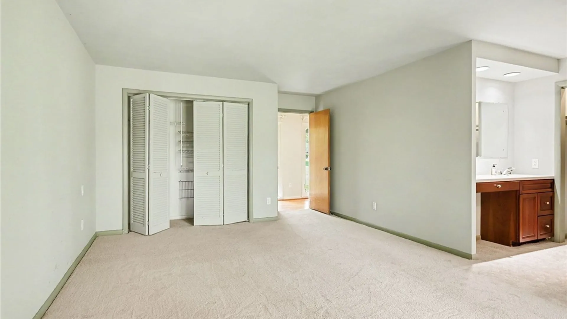 Property at 8 Lodge Pole Road, Perinton, NY 14534 15