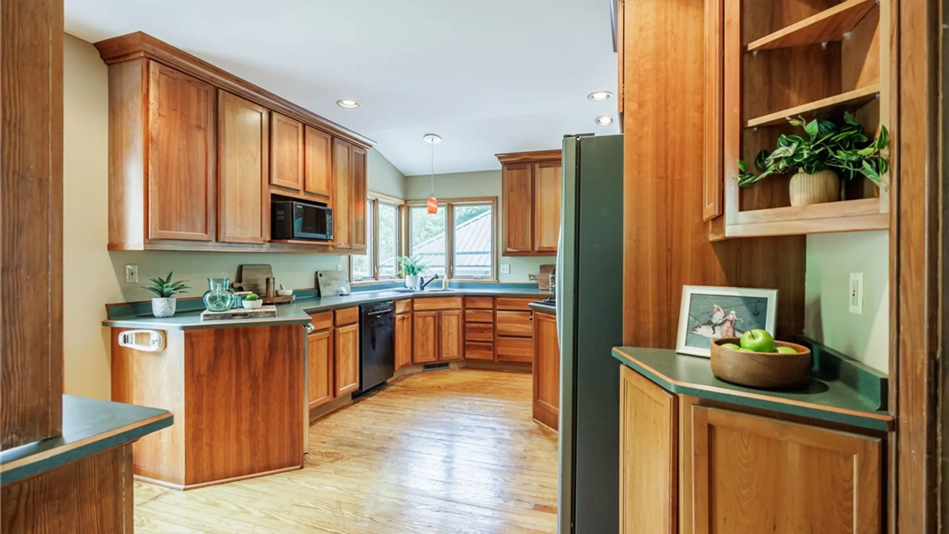 Property at 112 S Main Street, Pittsford, NY 14534 18