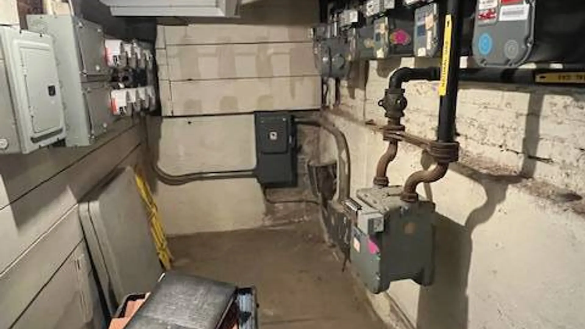 Property at 31-49 33 street, Astoria, NY 11106 14