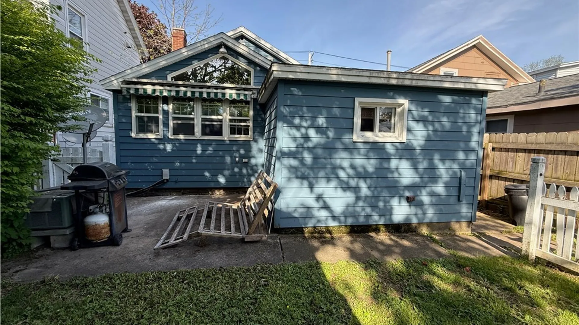 Property at 242 W 8th Street, Oswego, NY 13126 3
