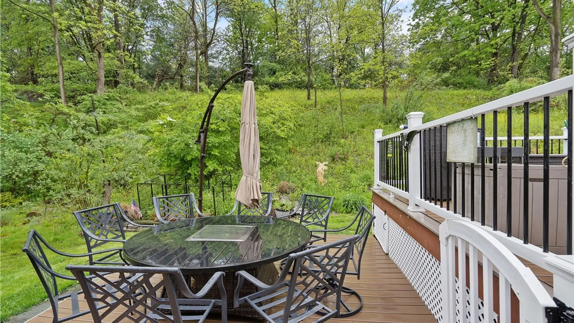Property at 246 Waldorf Parkway, DeWitt, NY 13224 35