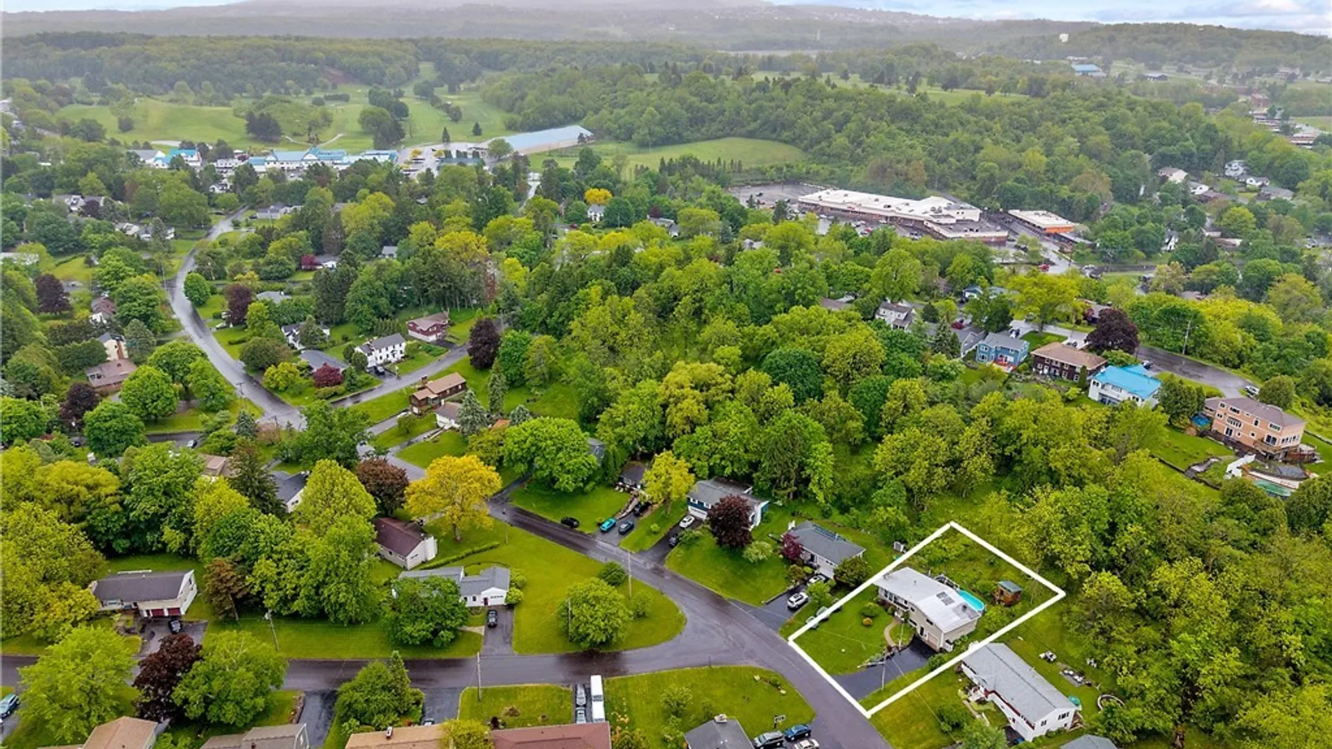 Property at 246 Waldorf Parkway, DeWitt, NY 13224 43